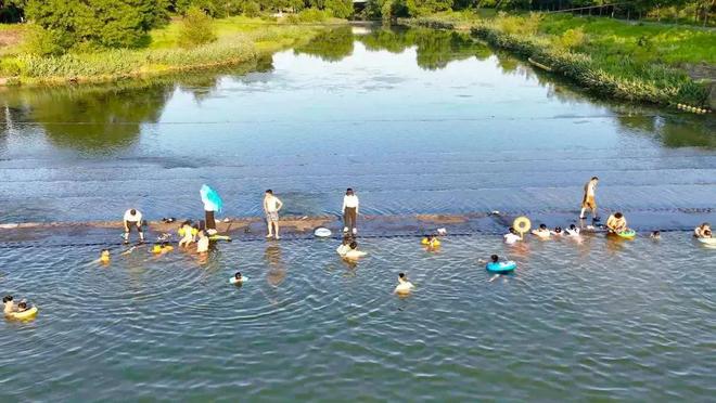 近那么美周末去玩水新葡京娱乐城这么(图18) 近那么美周末去玩水新葡京娱乐城这么(图18)